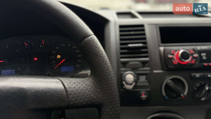 Минивэн Volkswagen Transporter 2005 в Ивано-Франковске