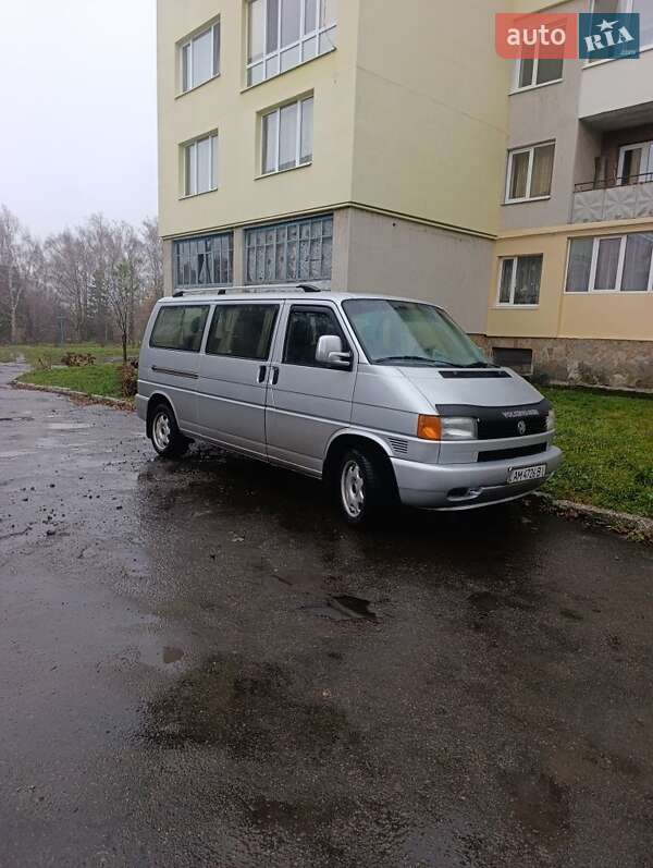 Минивэн Volkswagen Transporter 2003 в Ровно