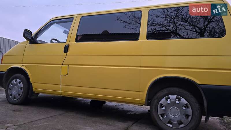 Минивэн Volkswagen Transporter 2000 в Монастыриске