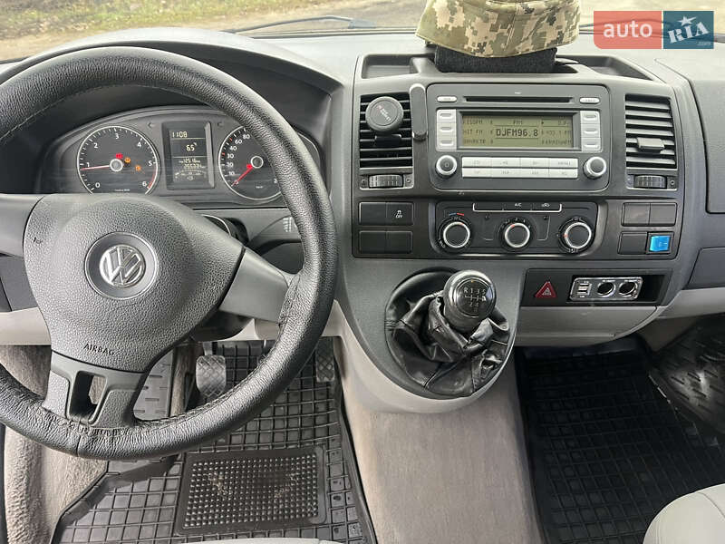 Мікроавтобус вантажний (до 3,5т) Volkswagen Transporter 2013 в Гаврилівці