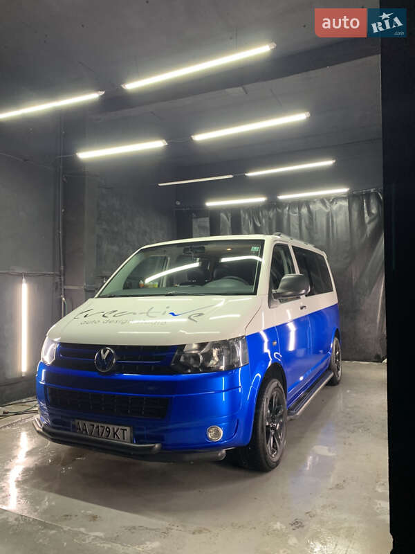 Мінівен Volkswagen Transporter 2012 в Броварах