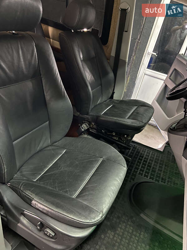 Мінівен Volkswagen Transporter 2012 в Броварах