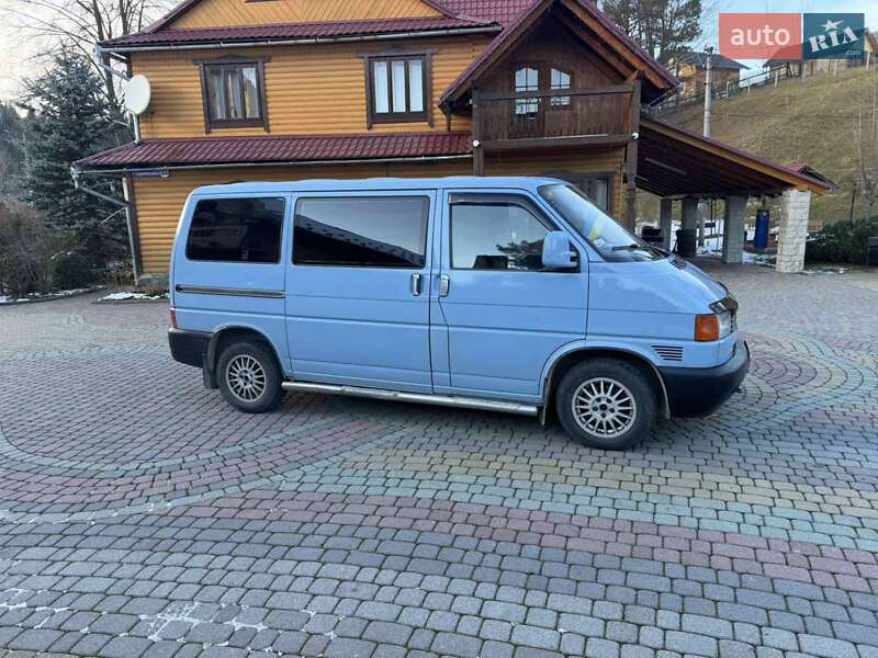 Минивэн Volkswagen Transporter 2001 в Яремче