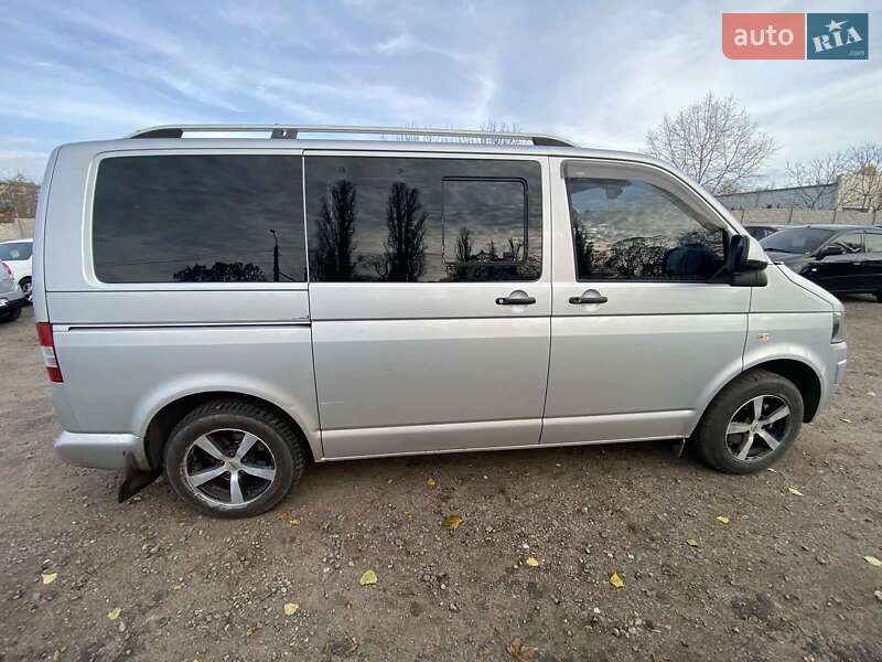 Мінівен Volkswagen Transporter 2010 в Миколаєві