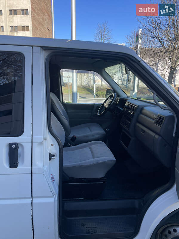 Мінівен Volkswagen Transporter 2002 в Черкасах