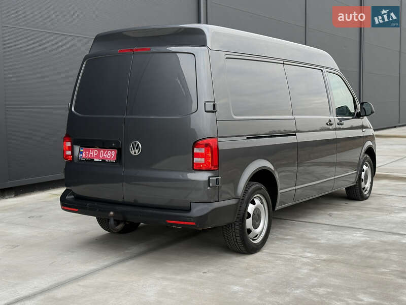 Вантажний фургон Volkswagen Transporter 2018 в Броварах