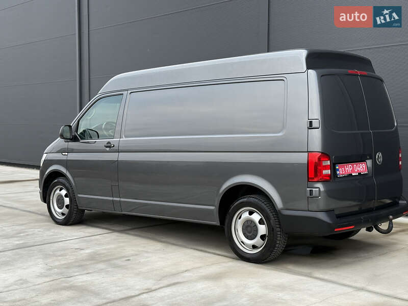 Вантажний фургон Volkswagen Transporter 2018 в Броварах