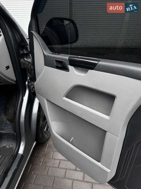 Минивэн Volkswagen Transporter 2011 в Харькове фото 21 Минивэн Volkswagen Transporter 2011 в Харькове