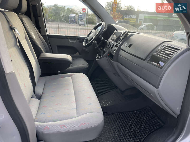 Минивэн Volkswagen Transporter 2007 в Солотвине