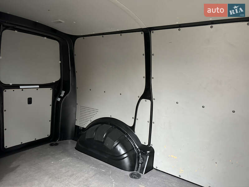 Вантажний фургон Volkswagen Transporter 2020 в Києві