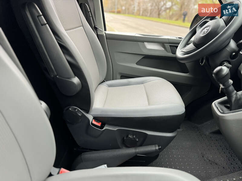 Вантажний фургон Volkswagen Transporter 2020 в Києві