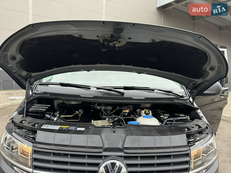 Вантажний фургон Volkswagen Transporter 2020 в Києві