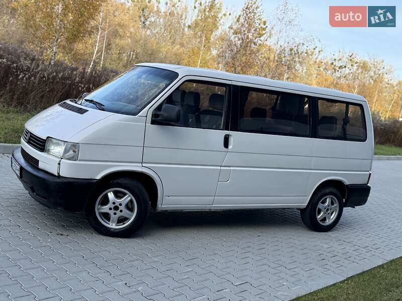 Мінівен Volkswagen Transporter 2000 в Львові