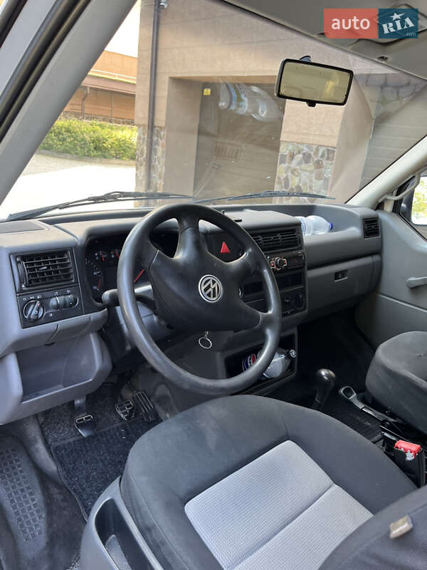 Вантажний фургон Volkswagen Transporter 2001 в Надвірній фото 24 Вантажний фургон Volkswagen Transporter 2001 в Надвірній