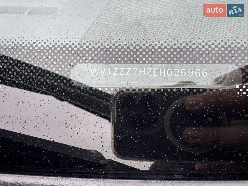 Грузовой фургон Volkswagen Transporter 2013 в Киеве