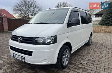 Грузовой фургон Volkswagen Transporter 2010 в Черновцах