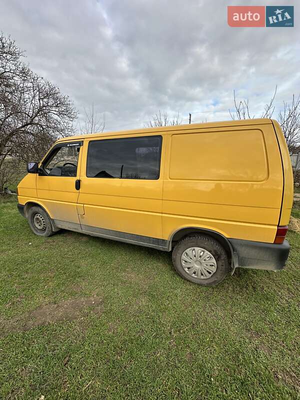 Мінівен Volkswagen Transporter 2000 в Херсоні