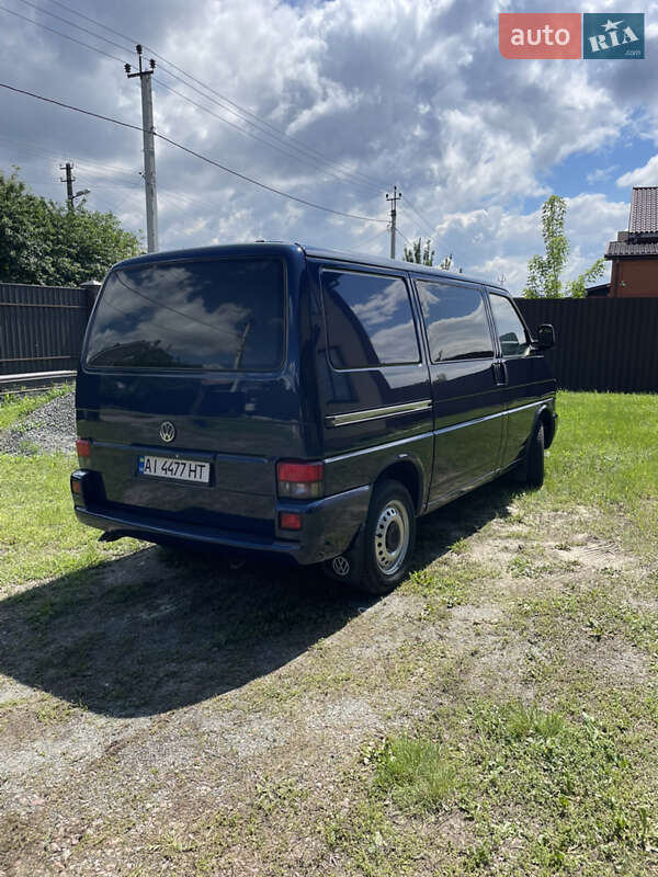 Вантажний фургон Volkswagen Transporter 1998 в Бучі