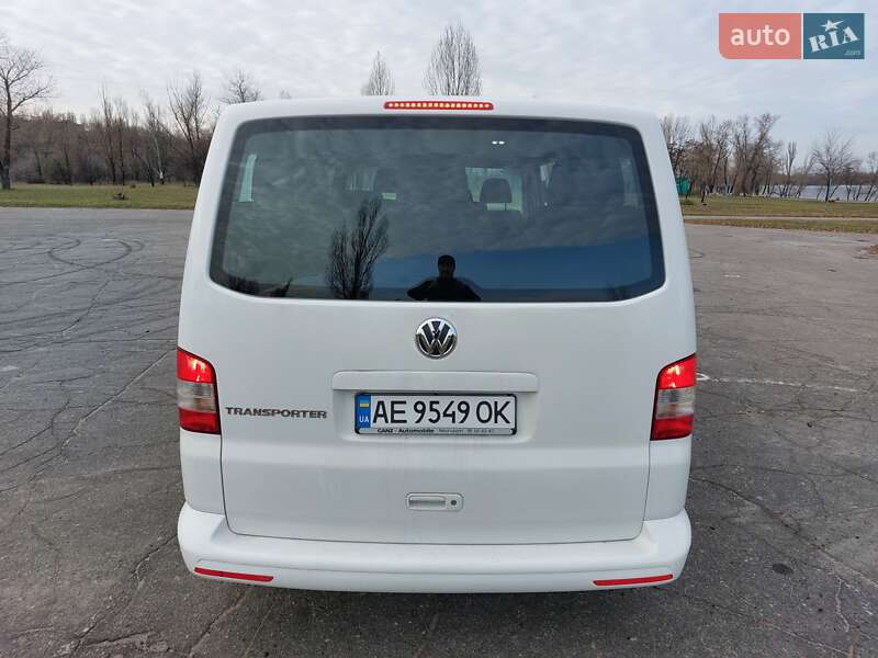 Мінівен Volkswagen Transporter 2013 в Кам'янському