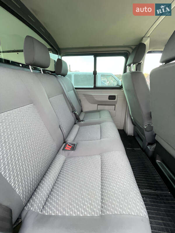 Мінівен Volkswagen Transporter 2013 в Надвірній