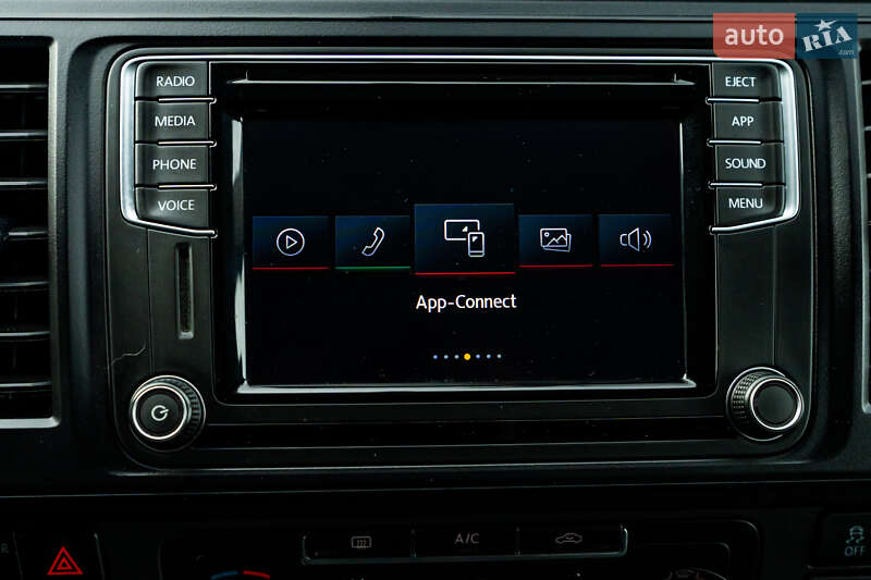 Вантажний фургон Volkswagen Transporter 2018 в Луцьку