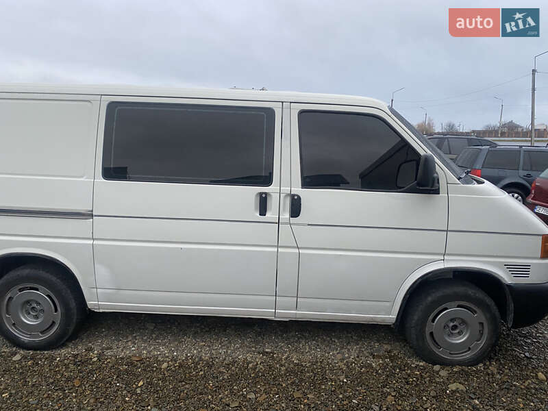 Мінівен Volkswagen Transporter 1998 в Чернівцях