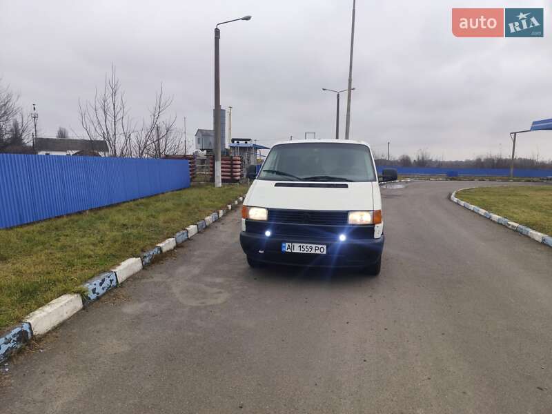Вантажний фургон Volkswagen Transporter 2003 в Хмельницькому фото 2 Вантажний фургон Volkswagen Transporter 2003 в Хмельницькому
