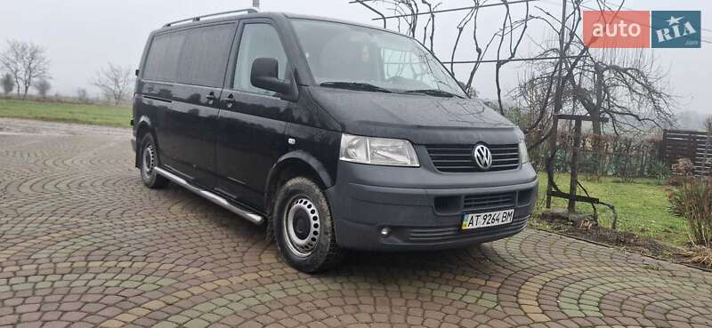 Мінівен Volkswagen Transporter 2009 в Стопчатові