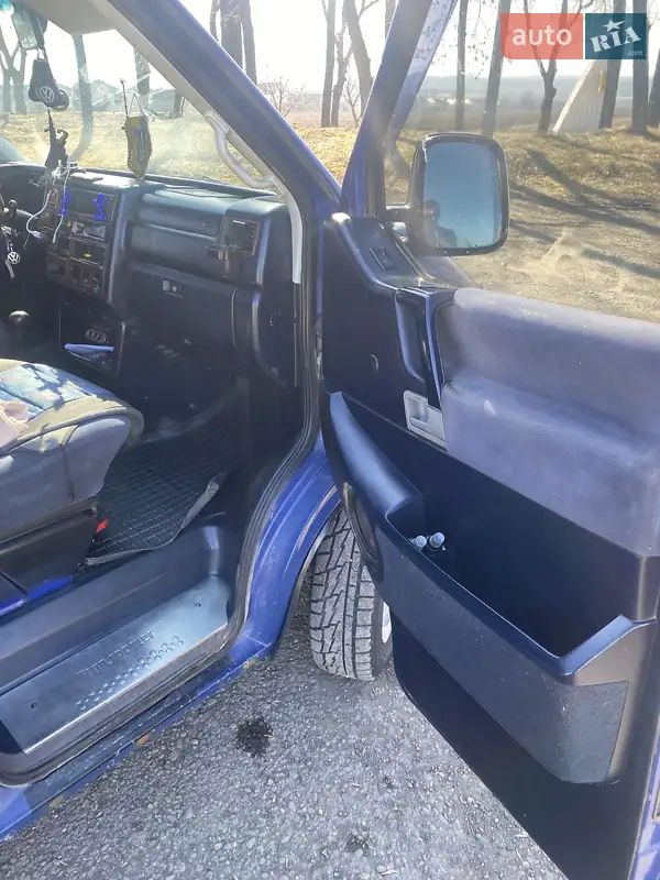 Volkswagen Transporter 2002 VIN WV1ZZZ70Z2H021855 фото оголошення 6 з 34