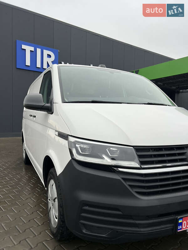 Грузовой фургон Volkswagen Transporter 2021 в Луцке