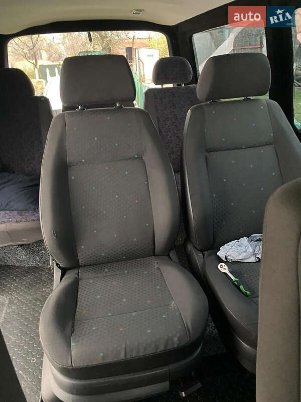 Минивэн Volkswagen Transporter 2005 в Львове