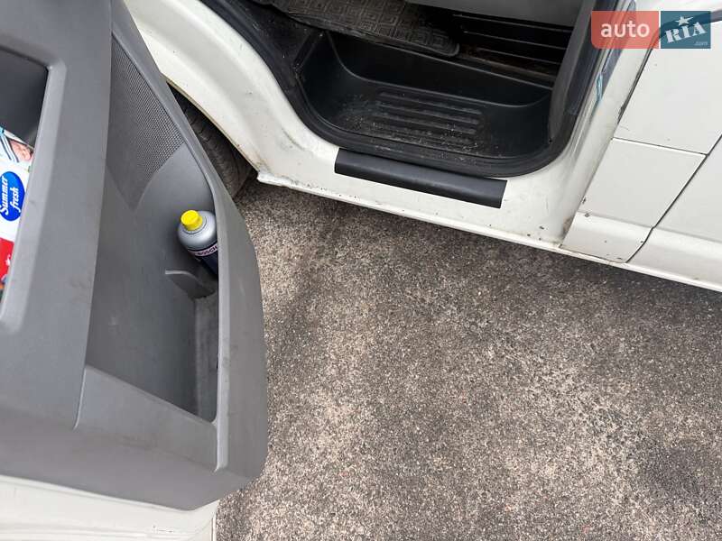 Грузовой фургон Volkswagen Transporter 2006 в Чернигове фото 20 Грузовой фургон Volkswagen Transporter 2006 в Чернигове