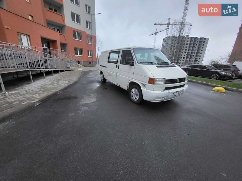 Мінівен Volkswagen Transporter 2002 в Києві