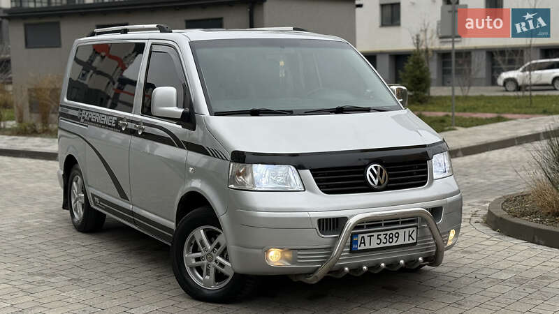 Мінівен Volkswagen Transporter 2005 в Івано-Франківську