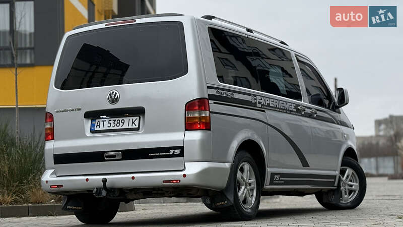 Мінівен Volkswagen Transporter 2005 в Івано-Франківську