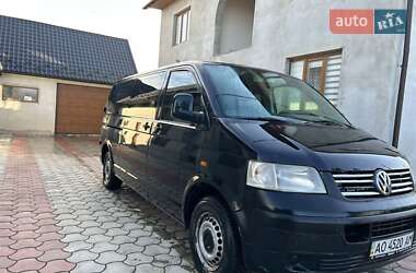 Мінівен Volkswagen Transporter 2004 в Надвірній