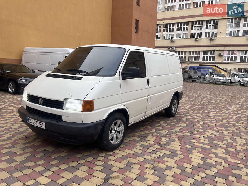 Грузовой фургон Volkswagen Transporter 1997 в Виннице