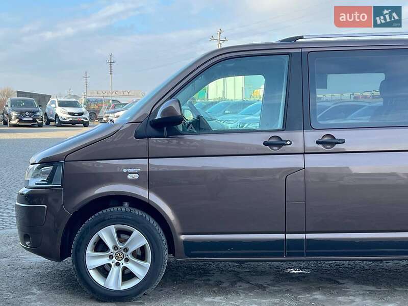 Минивэн Volkswagen Transporter 2014 в Львове