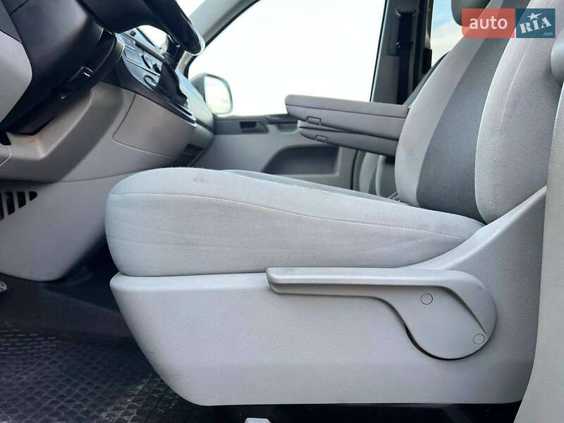 Минивэн Volkswagen Transporter 2014 в Львове