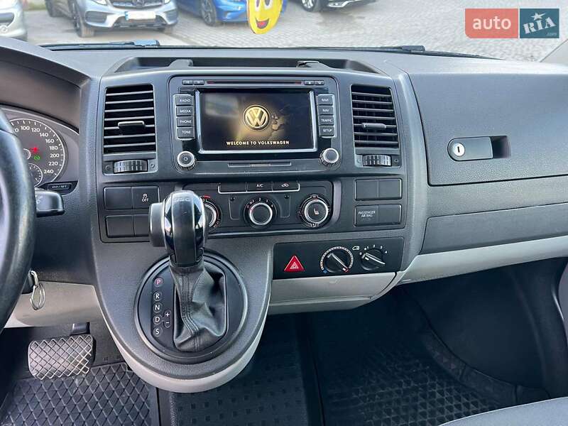 Минивэн Volkswagen Transporter 2014 в Львове