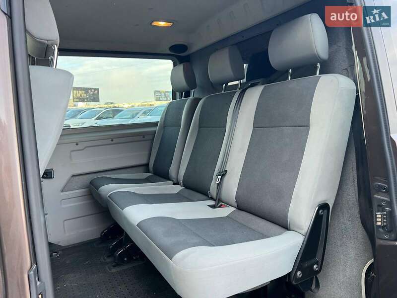 Минивэн Volkswagen Transporter 2014 в Львове