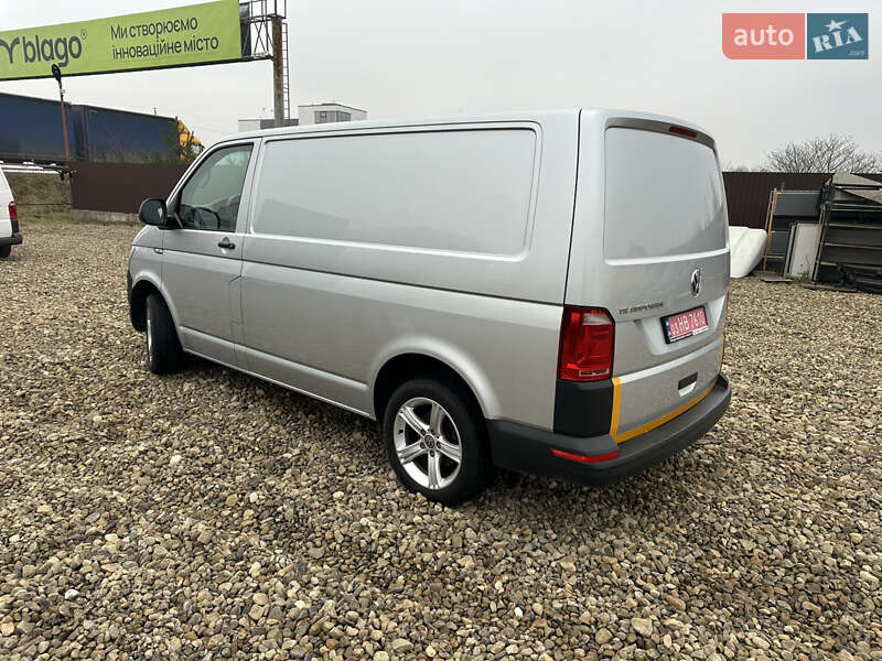 Вантажний фургон Volkswagen Transporter 2019 в Львові