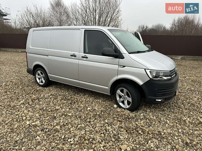 Вантажний фургон Volkswagen Transporter 2019 в Львові