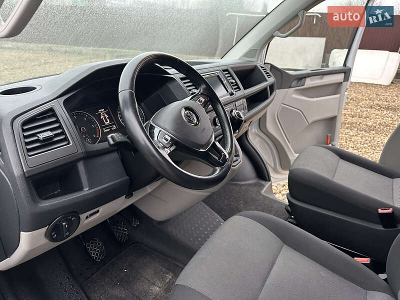Вантажний фургон Volkswagen Transporter 2019 в Львові