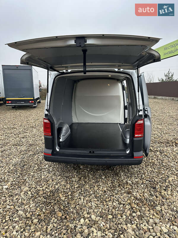 Вантажний фургон Volkswagen Transporter 2019 в Львові