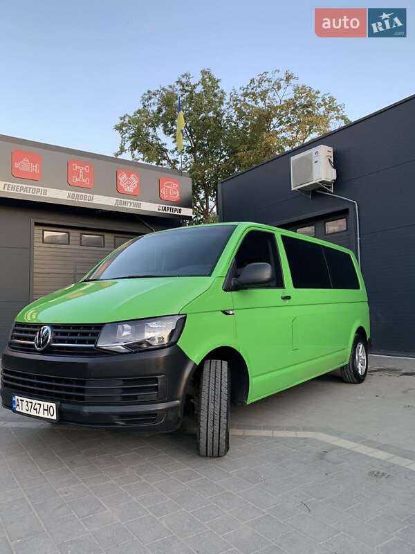 Минивэн Volkswagen Transporter 2015 в Ивано-Франковске