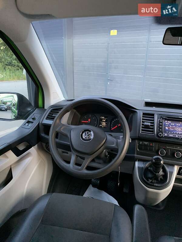 Минивэн Volkswagen Transporter 2015 в Ивано-Франковске