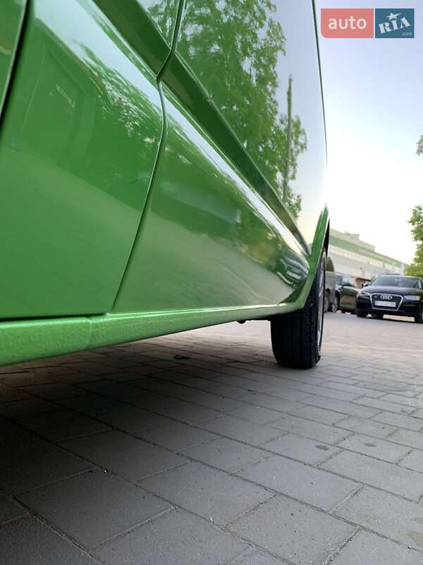 Минивэн Volkswagen Transporter 2015 в Ивано-Франковске