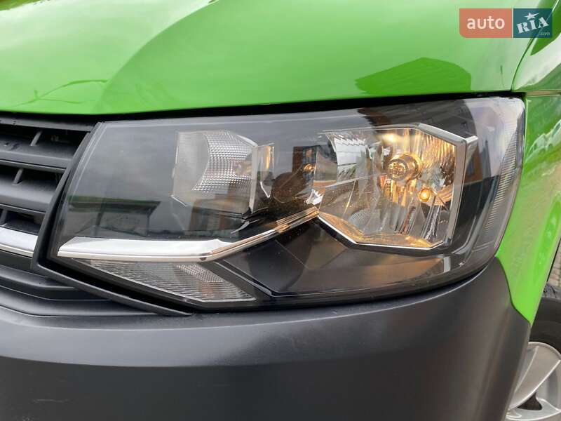 Минивэн Volkswagen Transporter 2015 в Ивано-Франковске