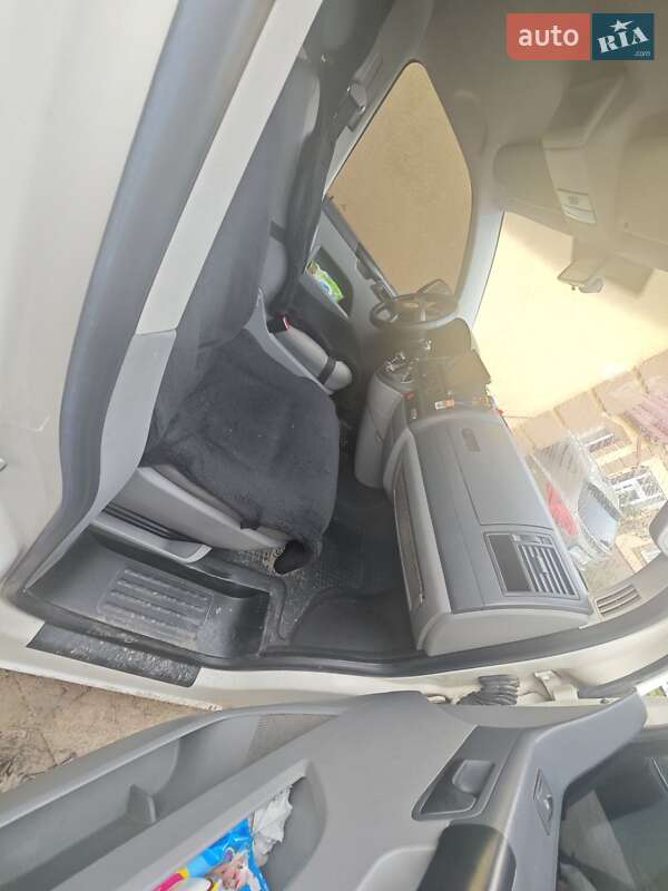 Мінівен Volkswagen Transporter 2005 в Кам'янець-Подільському